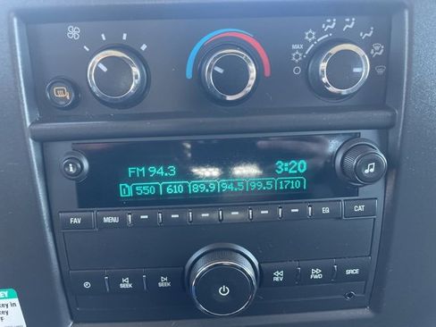 Used 2024 Chevrolet Express 2500 w/ Driver Convenience Package image 30