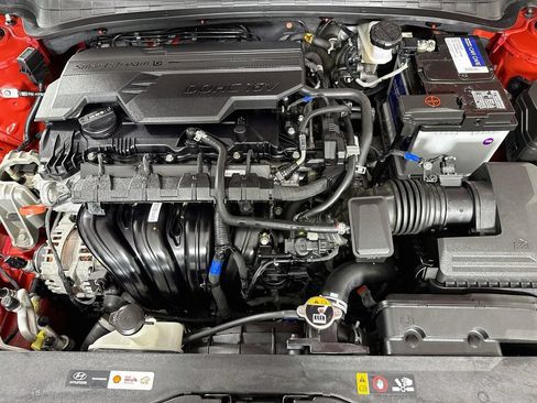 Certified 2023 Hyundai Elantra SE FWD image 31