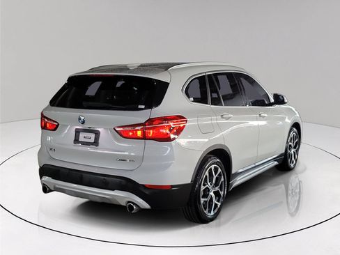 Used 2022 BMW X1 xDrive28i w/ Convenience Package AWD/4WD image 6