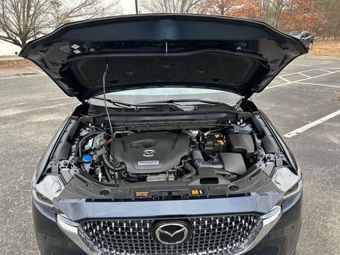 New 2025 MAZDA CX-5 Signature image 13