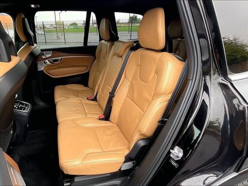 Used 2017 Volvo XC90 T6 Inscription w/ Vision Package image 29