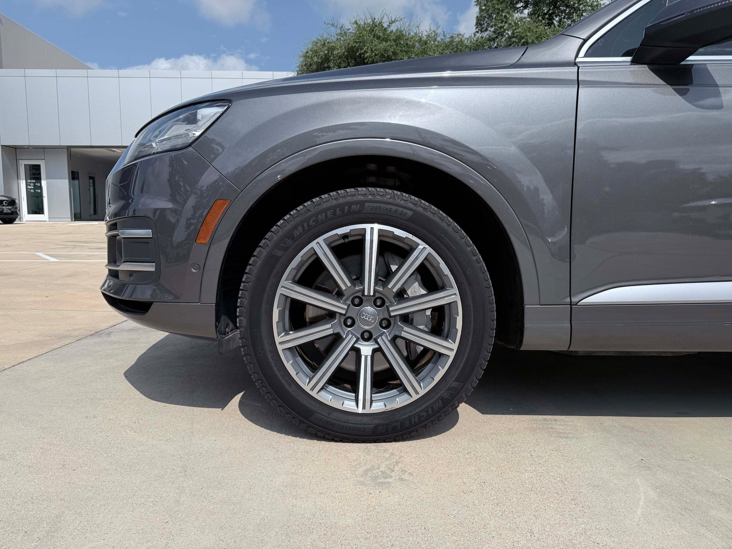 Used 2019 Audi Q7 3.0T Premium Plus AWD/4WD image 10