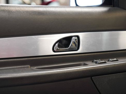Used 2002 Ford Thunderbird RWD image 18