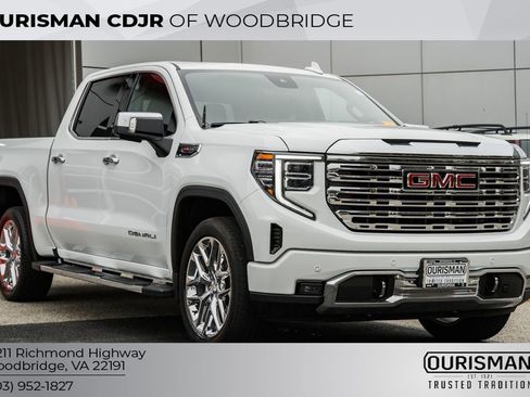 Used 2023 GMC Sierra 1500 Denali w/ Technology Package AWD/4WD image 1