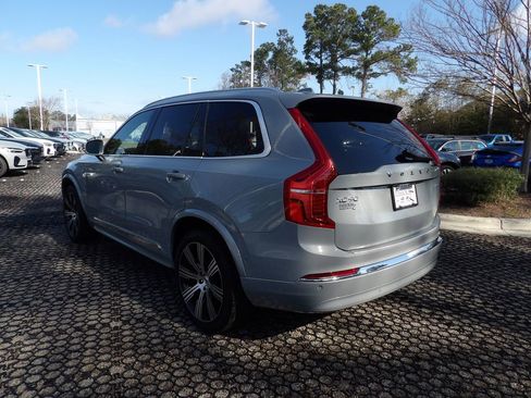 Certified 2025 Volvo XC90 B6 Plus image 9