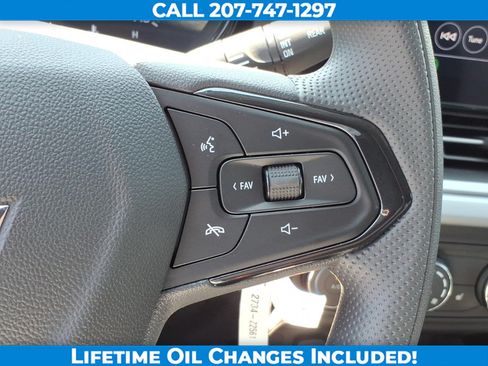 New 2026 Chevrolet Trax LS w/ LS Convenience Package FWD image 17