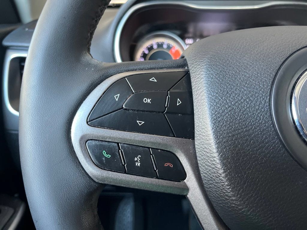 Used 2022 Jeep Cherokee Latitude Lux AWD/4WD image 31
