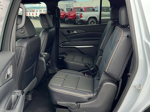 New 2026 Chevrolet Traverse High Country w/ LPO, Floor Liner Package image 15