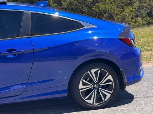 Used 2018 Honda Civic EX-T image 6