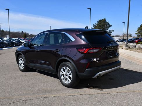 Used 2023 Ford Escape Active image 4