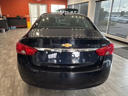 Used 2019 Chevrolet Impala LT FWD image 16