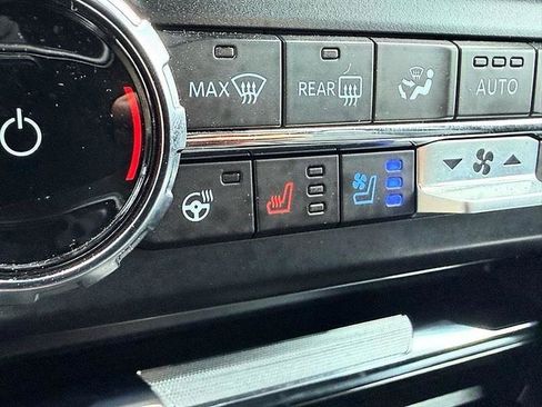 Used 2024 Ford F250 Lariat w/ Sport Appearance Package AWD/4WD image 49