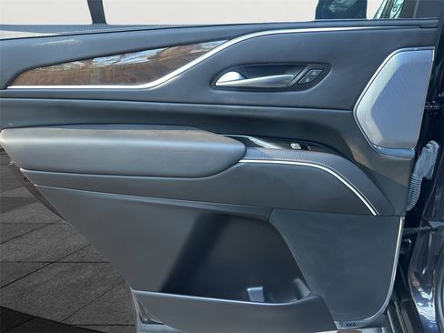 Used 2023 Cadillac Escalade Sport Platinum image 55