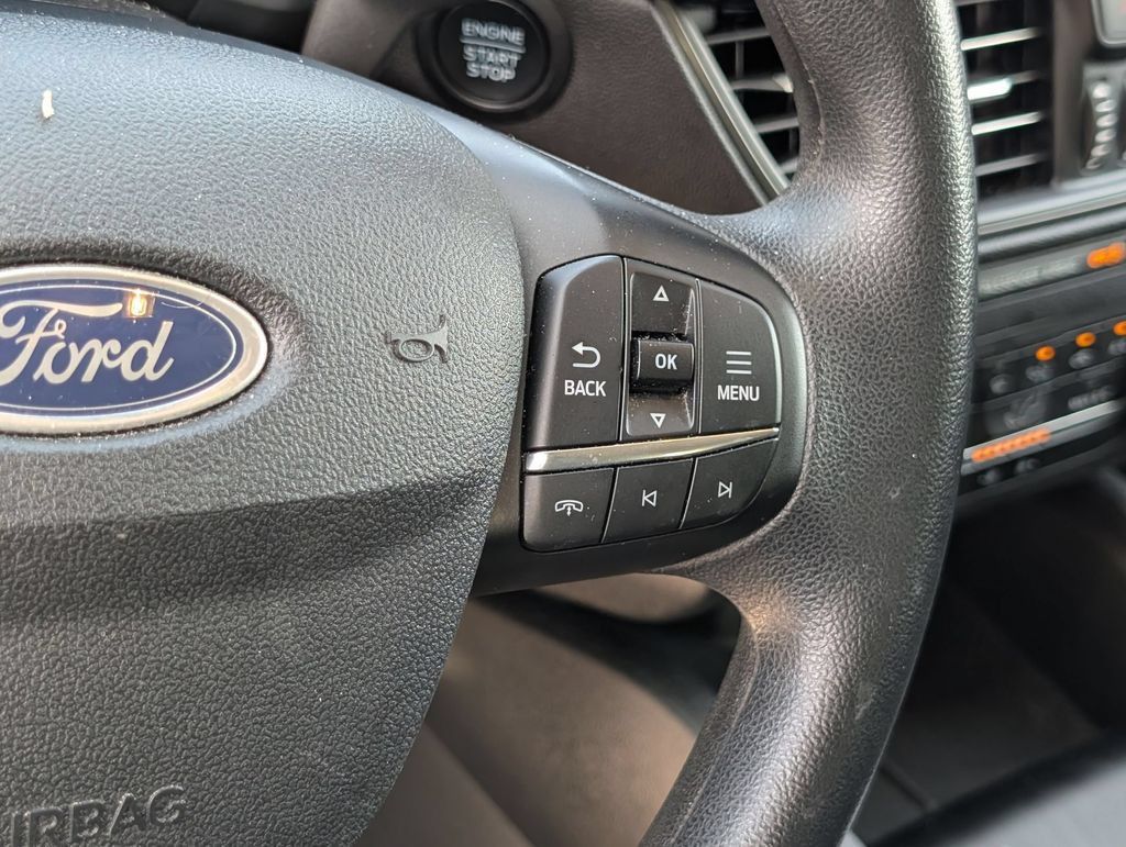 Used 2025 Ford Escape Active AWD/4WD image 33