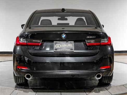 Used 2025 BMW 330i Sedan w/ Convenience Package RWD image 13