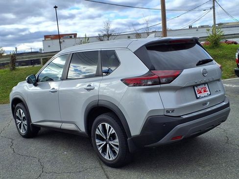 Used 2022 Nissan Rogue SV w/ SV Premium Package AWD/4WD image 7