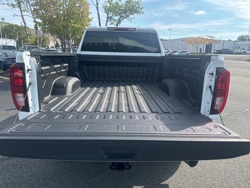 New 2024 GMC Sierra 2500 Pro image 25
