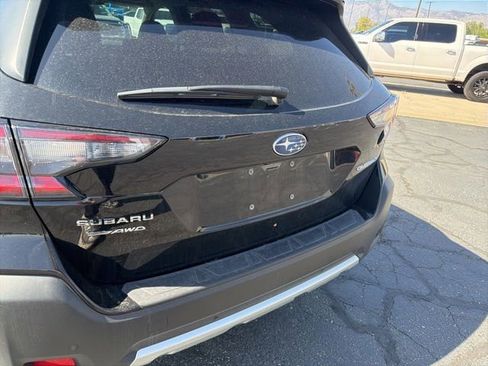 Used 2025 Subaru Outback Limited AWD/4WD image 22