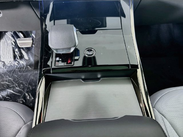 New 2027 Land Rover Range Rover Sport Dynamic SE AWD/4WD image 18