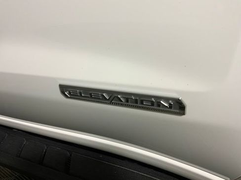 Used 2023 GMC Sierra 1500 Elevation w/ Preferred Package AWD/4WD image 15