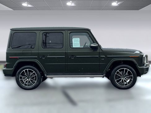 Used 2024 Mercedes-Benz G 550 image 7