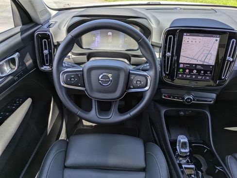 Certified 2026 Volvo XC40 B5 Plus AWD/4WD image 21