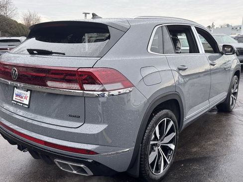 New 2026 Volkswagen Atlas Cross Sport SEL Premium R-Line AWD/4WD image 11