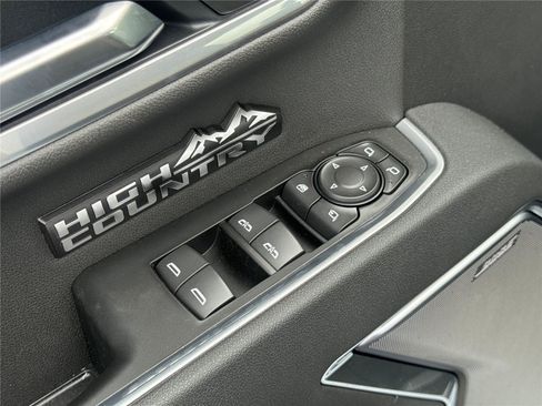New 2026 Chevrolet Silverado 1500 High Country AWD/4WD image 18