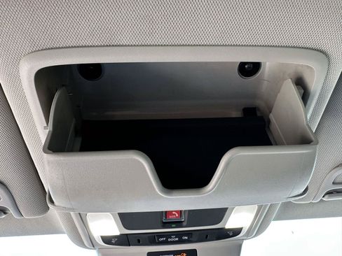 Used 2023 Honda Accord LX image 33