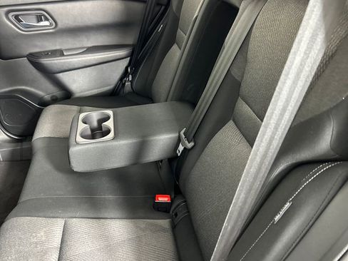 Used 2024 Nissan Rogue SV FWD image 17