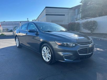 Used 2017 Chevrolet Malibu LT