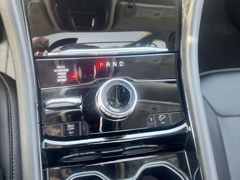 Used 2023 Jeep Grand Cherokee 4WD 4xe image 13