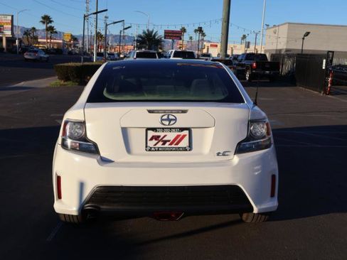 Used 2014 Scion tC image 6