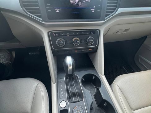 Used 2021 Volkswagen Atlas SE AWD/4WD image 14