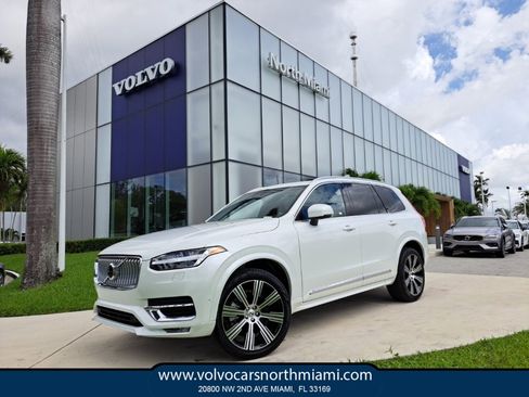 Used 2025 Volvo XC90 B5 Plus w/ Protection Package Premier image 1