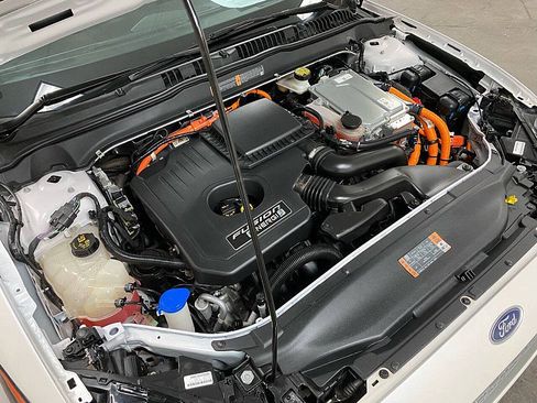 Used 2019 Ford Fusion Energi Titanium image 29