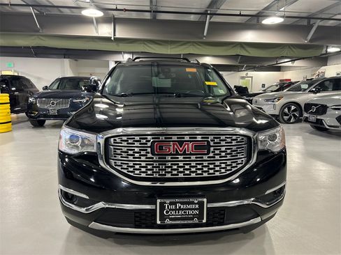 Used 2019 GMC Acadia Denali w/ Technology Package image 6