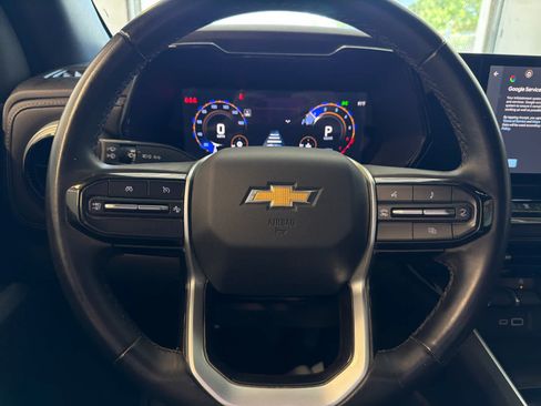 Used 2024 Chevrolet Colorado LT w/ LT Convenience Package AWD/4WD image 21
