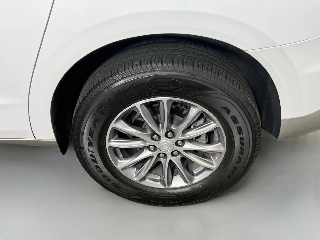 Used 2022 Buick Enclave Essence FWD image 25
