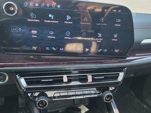 Certified 2024 Chevrolet Traverse RS AWD/4WD image 12