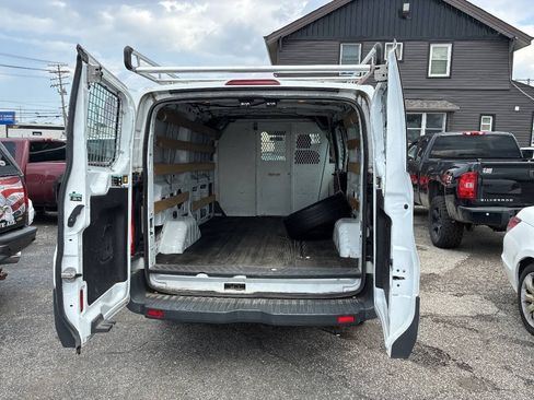 Used 2015 Ford Transit 250 130 Low Roof w/ Exterior Upgrade Package RWD image 8