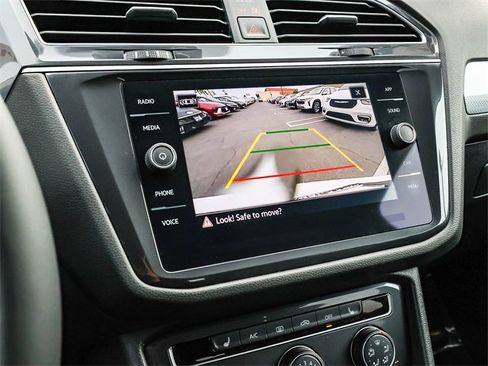 Used 2024 Volkswagen Tiguan S image 27