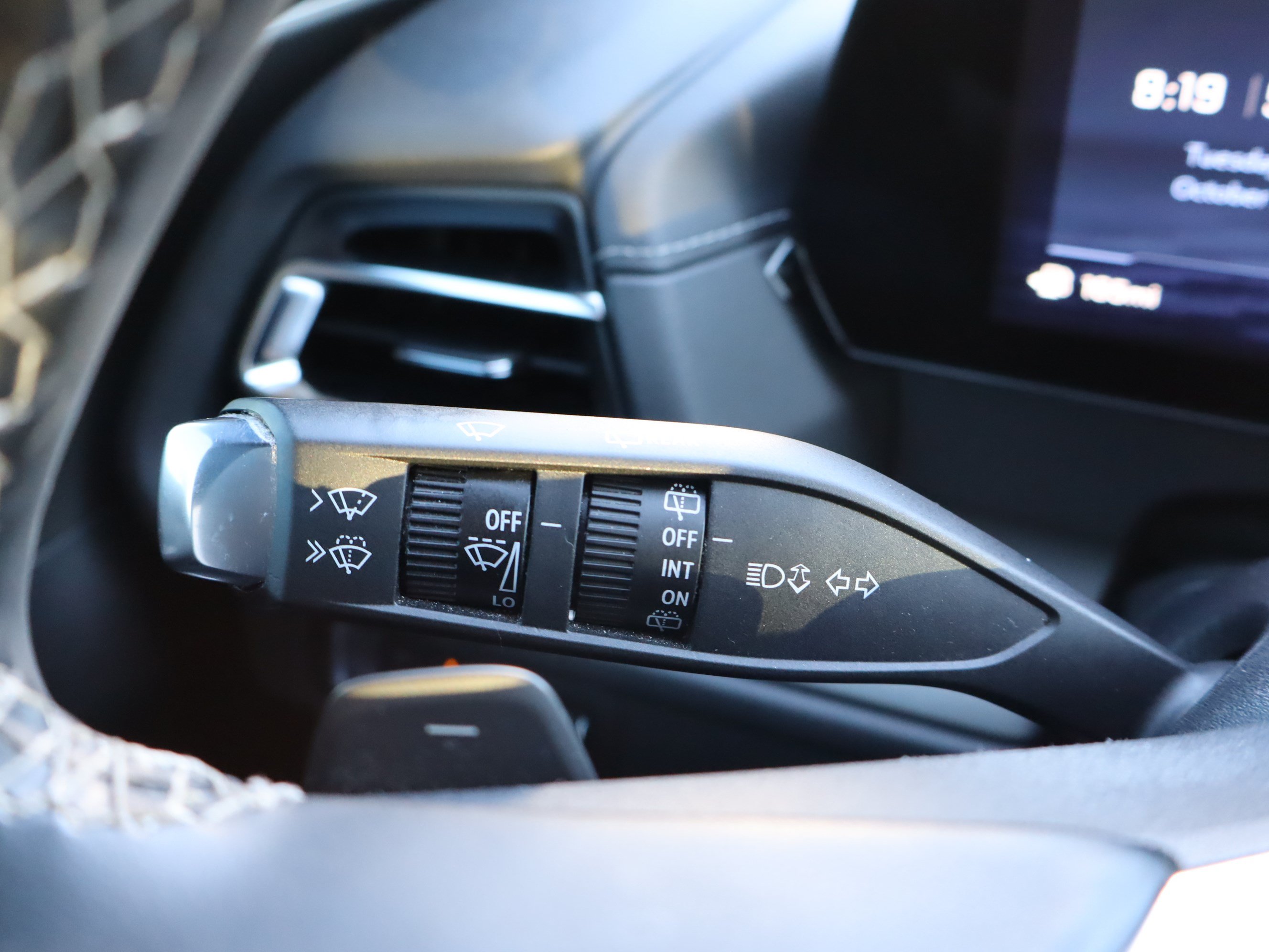 Used 2024 Chevrolet Traverse LT w/ Midnight/Sport Edition FWD image 22