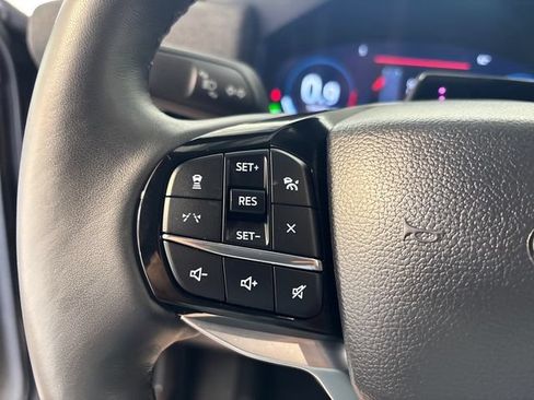 Used 2026 Ford Explorer Platinum AWD/4WD image 7