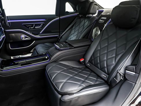 New 2026 Mercedes-Benz Maybach S 680 4MATIC image 8