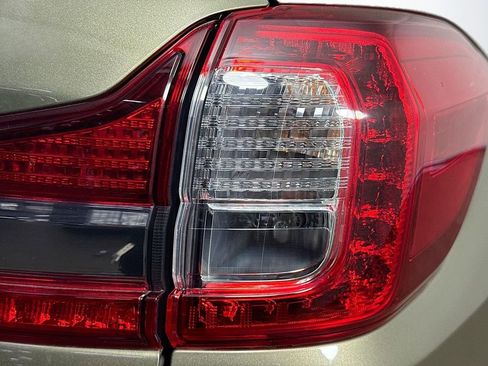 Used 2022 Subaru Ascent Onyx Edition AWD/4WD image 33