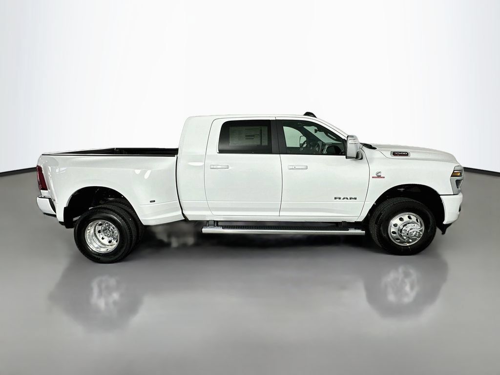 New 2026 RAM 3500 Laramie AWD/4WD image 8