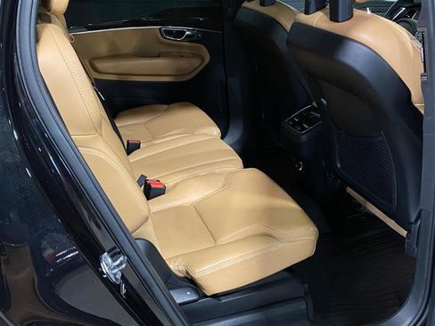 Used 2016 Volvo XC90 T6 Momentum w/ Protection Package Plus AWD/4WD image 31