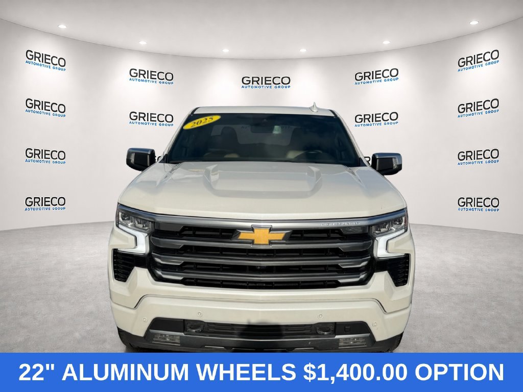 Used 2025 Chevrolet Silverado 1500 High Country RWD image 2