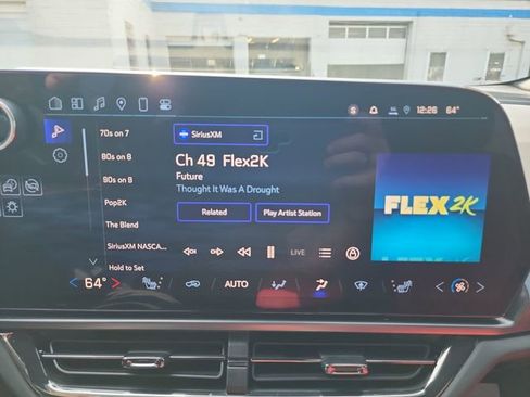 Used 2025 Chevrolet Equinox EV RS image 23